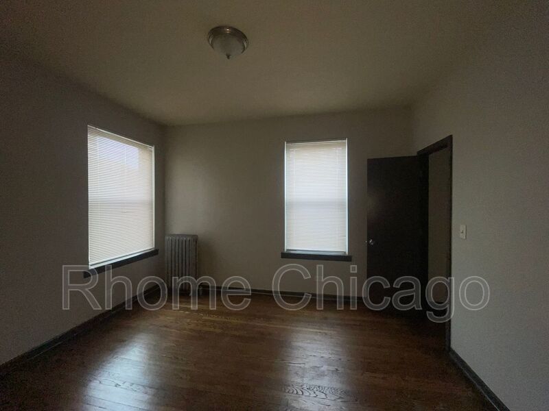 Charming - 3BD/1BA in South Shore! property image