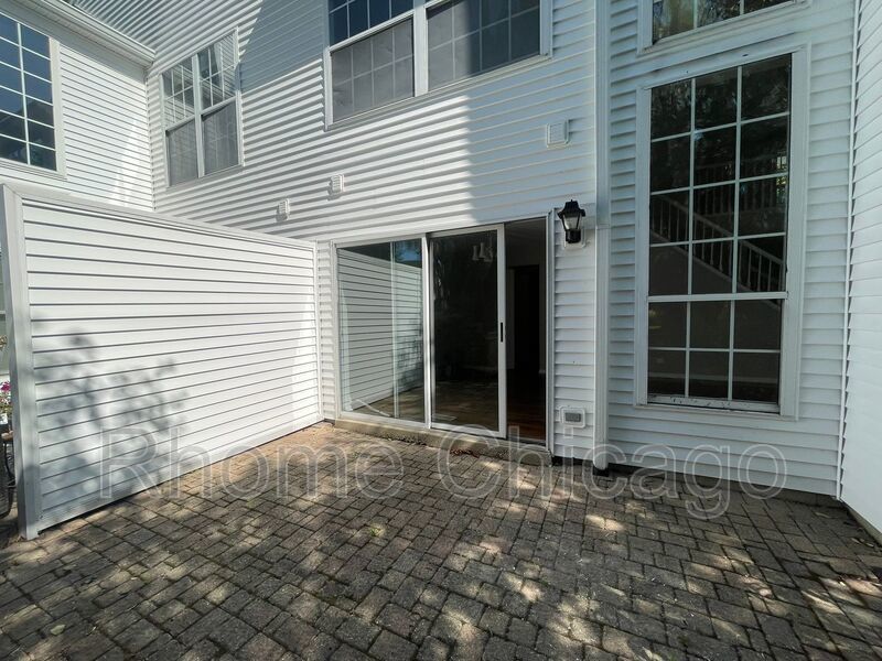 Lake Bluff Living with Pond Views  2 Bed | 2.5 Bath | Attached Garage property image