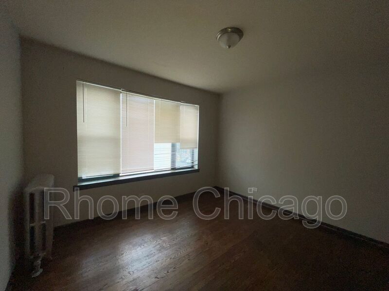 Charming - 3BD/1BA in South Shore! property image