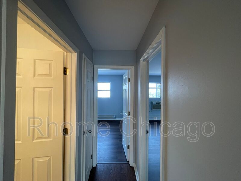 Cozy 2Bed/1Bath in Palatine, IL property image