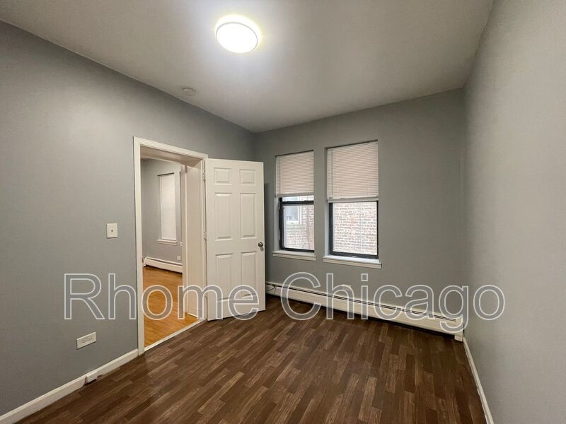 Charming - 3BD/1.5BA in South Shore! property image