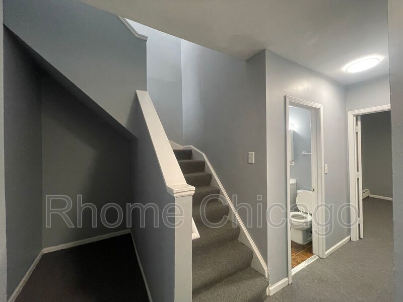 Charming - 3BD/1.5BA in South Shore! property image
