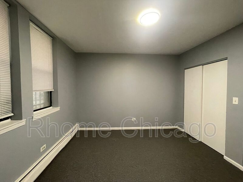 Charming - 3BD/1.5BA in South Shore! property image